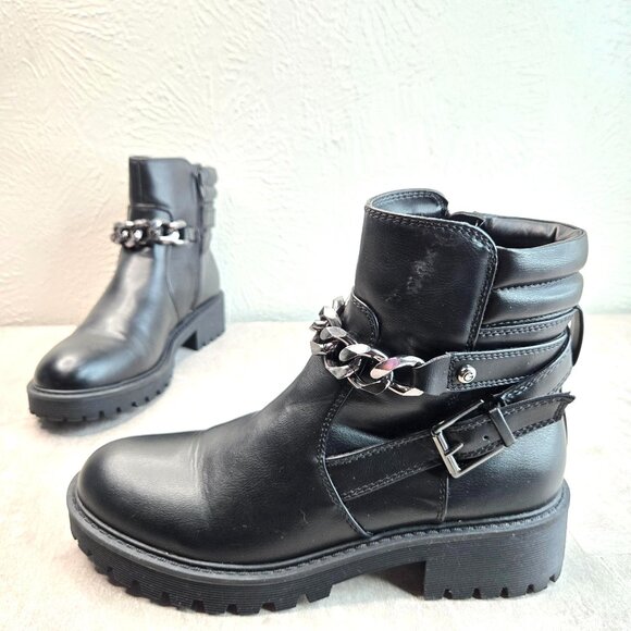 G by Guess Moto Combat Boots Size 8 Black Grunge Lug Sole Chunky Chain Booties - Picture 1 of 13